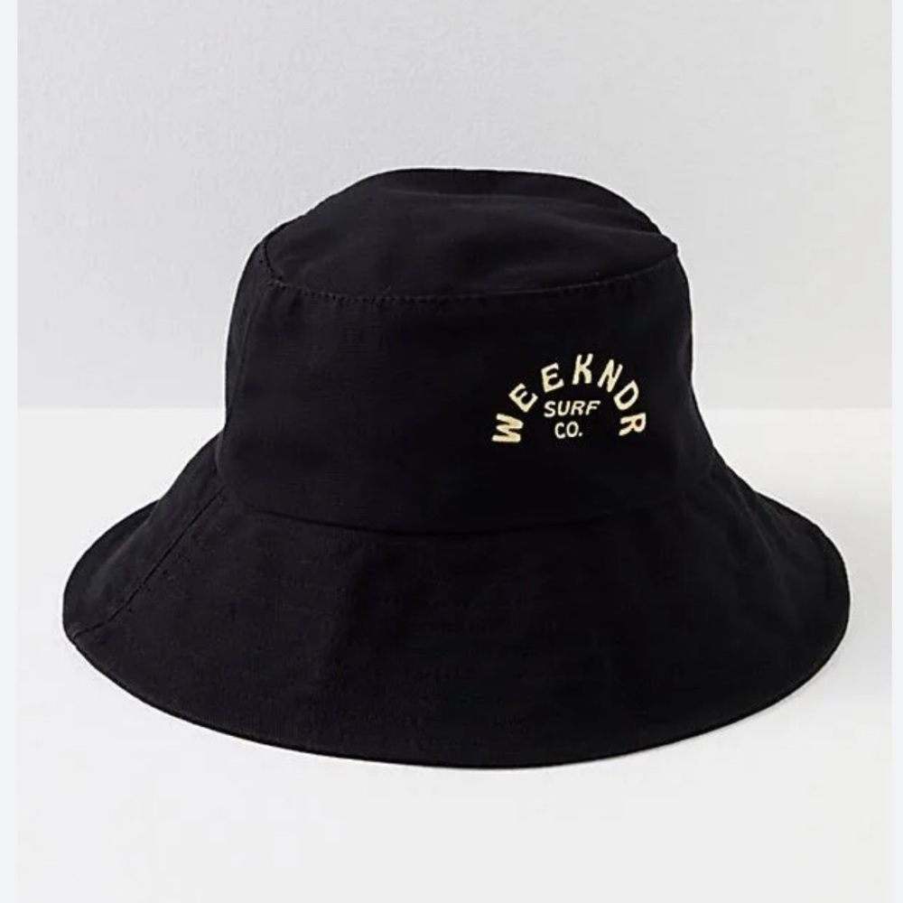 NWOT Free People WeekNDR Bucket Hat